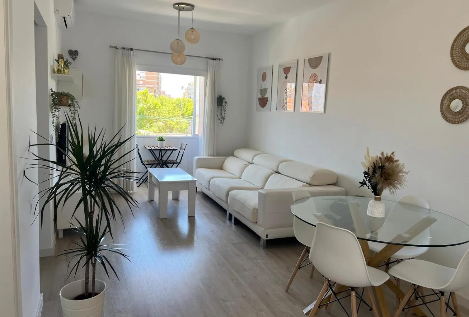 Migueplaya Apartment Malaga